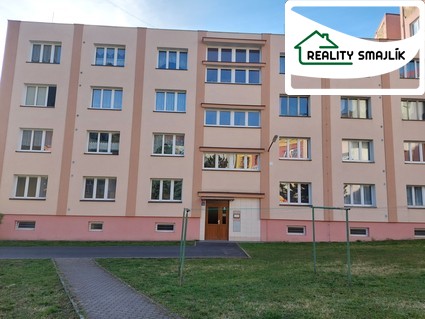 Zrekonstruovaný 3+1, 64 m2,  ul. Májová, centrum Cheb - Fotka 9