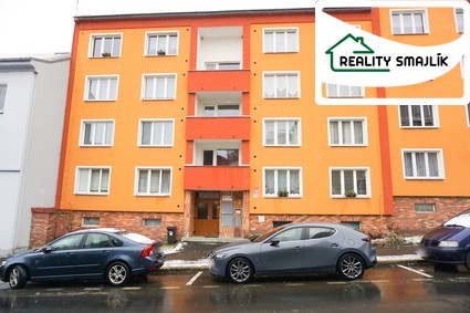 Částečně zařízený byt 3+1 s lodžií, 84 m2, ul. Čapkova, Cheb - Fotka 14