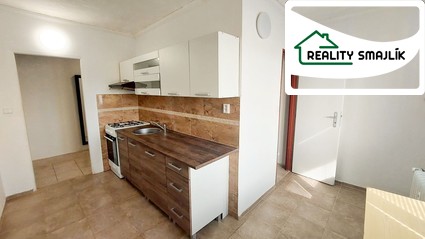Pronájem zrekonstruovaného bytu 3+1, 55 m², centrum Chebu – Májová, výtah - Fotka 7