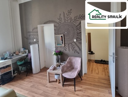 Pronájem nebytového prostoru 22 m² v centru Chebu – pěší zóna - Fotka 7