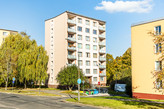 CENOVĚ VÝHODNÁ NABÍDKA – SLUNNÝ BYT 2+1 V ŽÁDANÉM 1. PATŘE